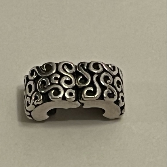 PANDORA Sterling Silver Swirl Clip Charm - Picture 2 of 5